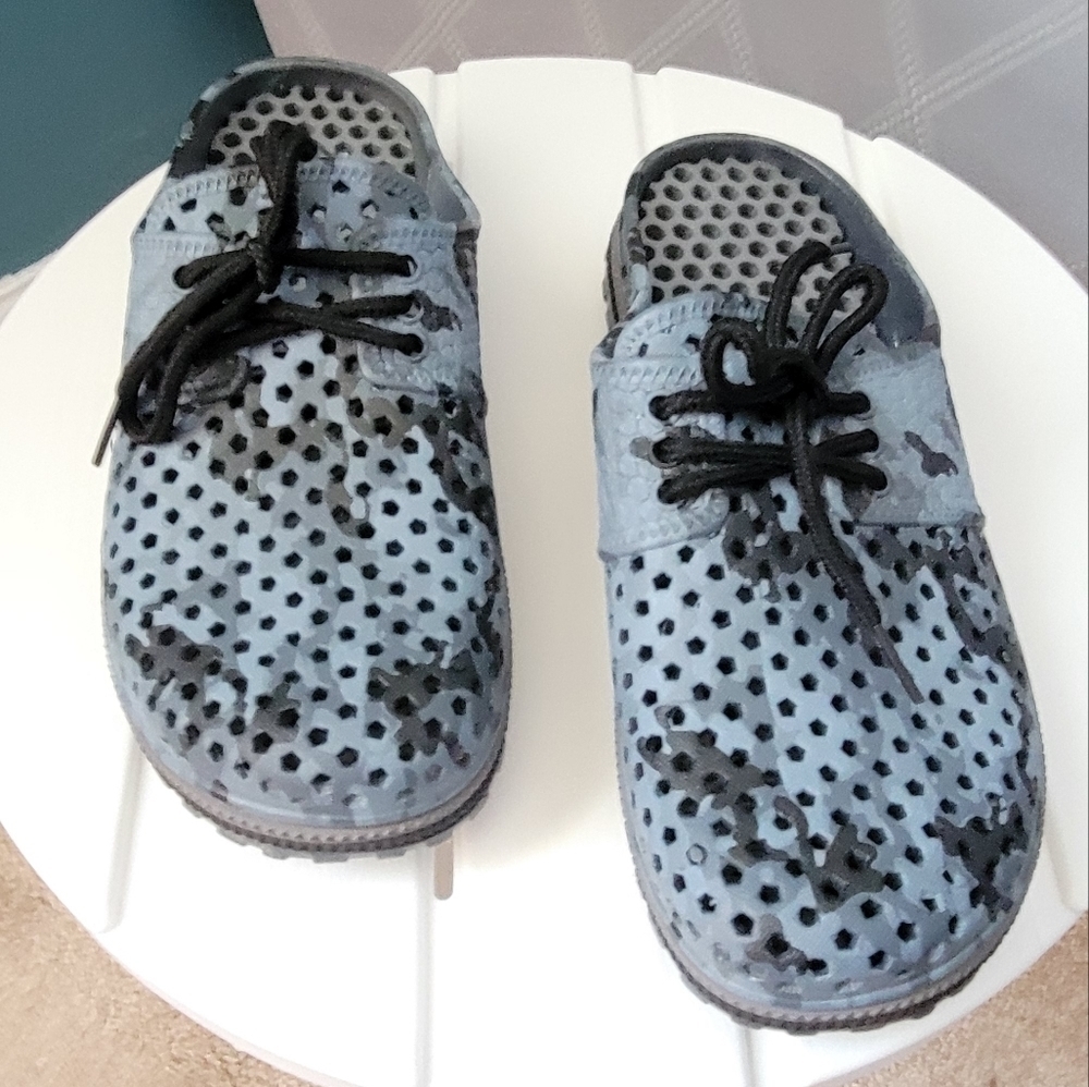 CROMER resortwear clogs